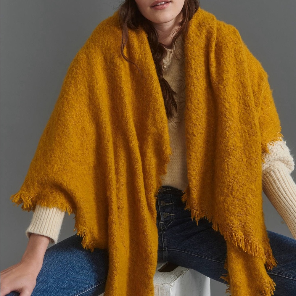 Anthropologie Joyeux Boucle Scarf